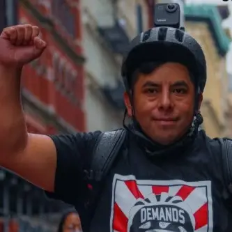 Guatemalteco Gustavo Ajché lidera a miles de trabajadores de entrega a domicilio en New York