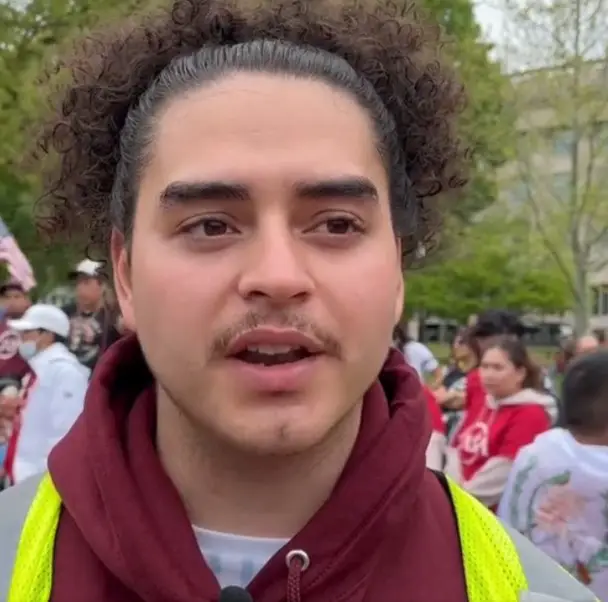 José Coronado,  dreamer guatemalteco y graduado de Harvard, apoya TPS para compatriotas