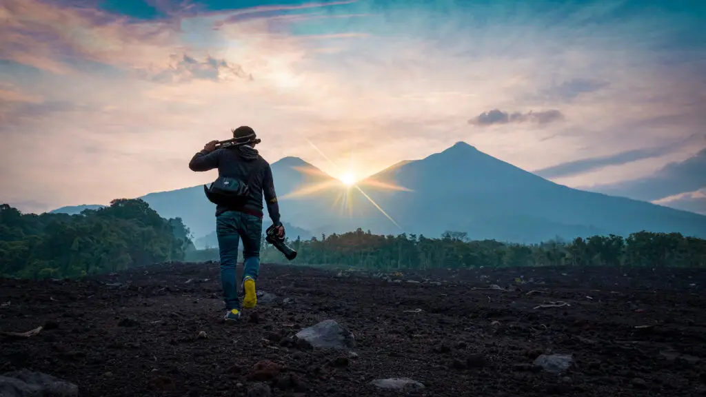 En 2017, Missael Sian adquirió por abonos su equipo fotográfico . Empezó a cubrir eventos sociales, comunitarios y también a reflejar la belleza de Guatemala. (Fotografías archivo Missael Sian) – SoyMigrante.com – SoyMigrante.com