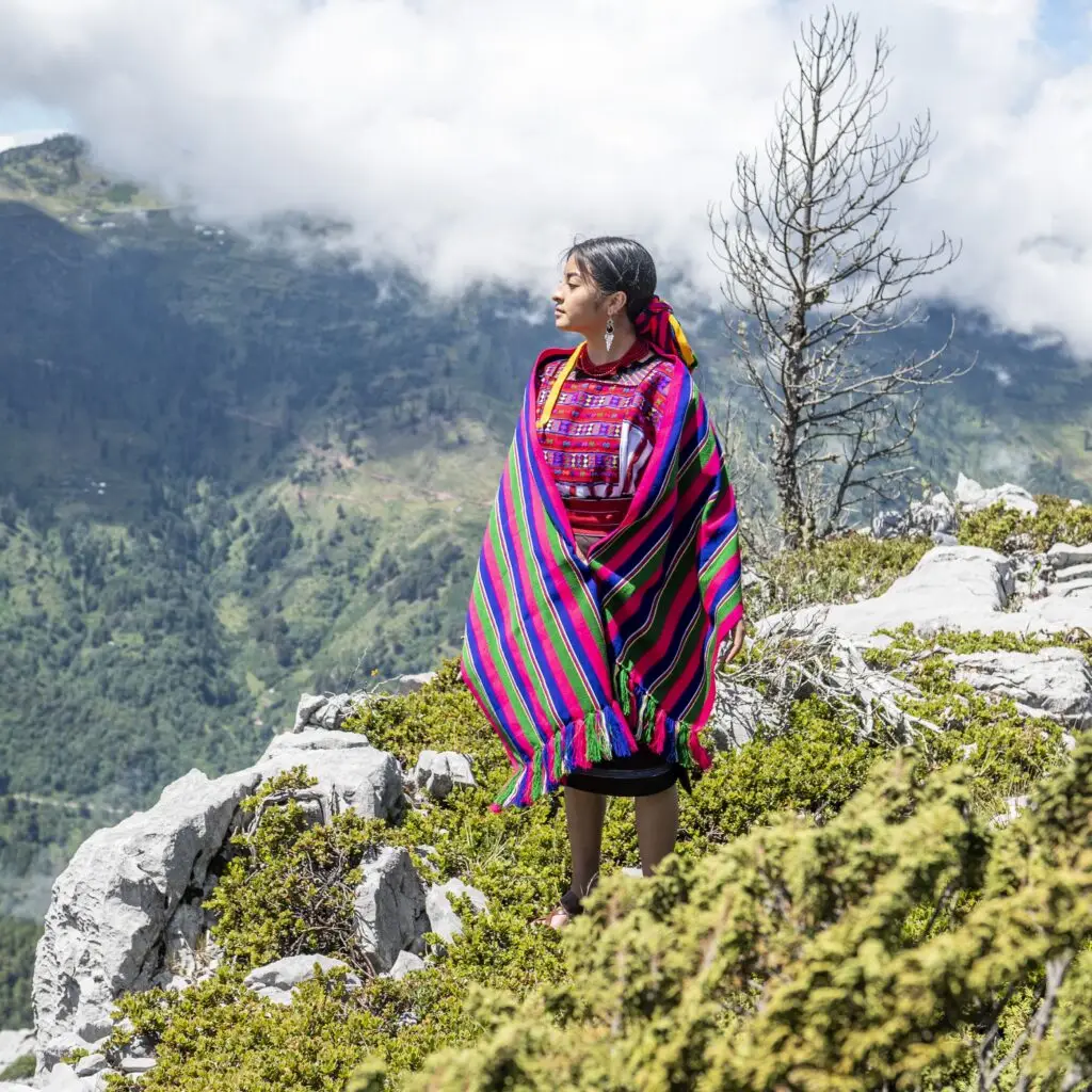 El amor a la Tierra y el respeto a la tradición de los ancestros figuran dentro de los grandes valores de la cultura Mam. (Fotografía Abel Juárez) – SoyMigrante.com – SoyMigrante.com